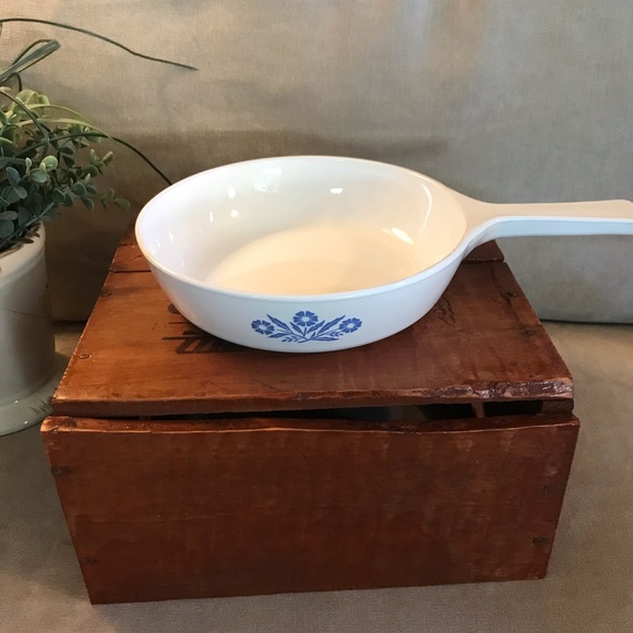 Vintage Corning Ware Blue Cornflower sauté p83b - Picture 6 of 16